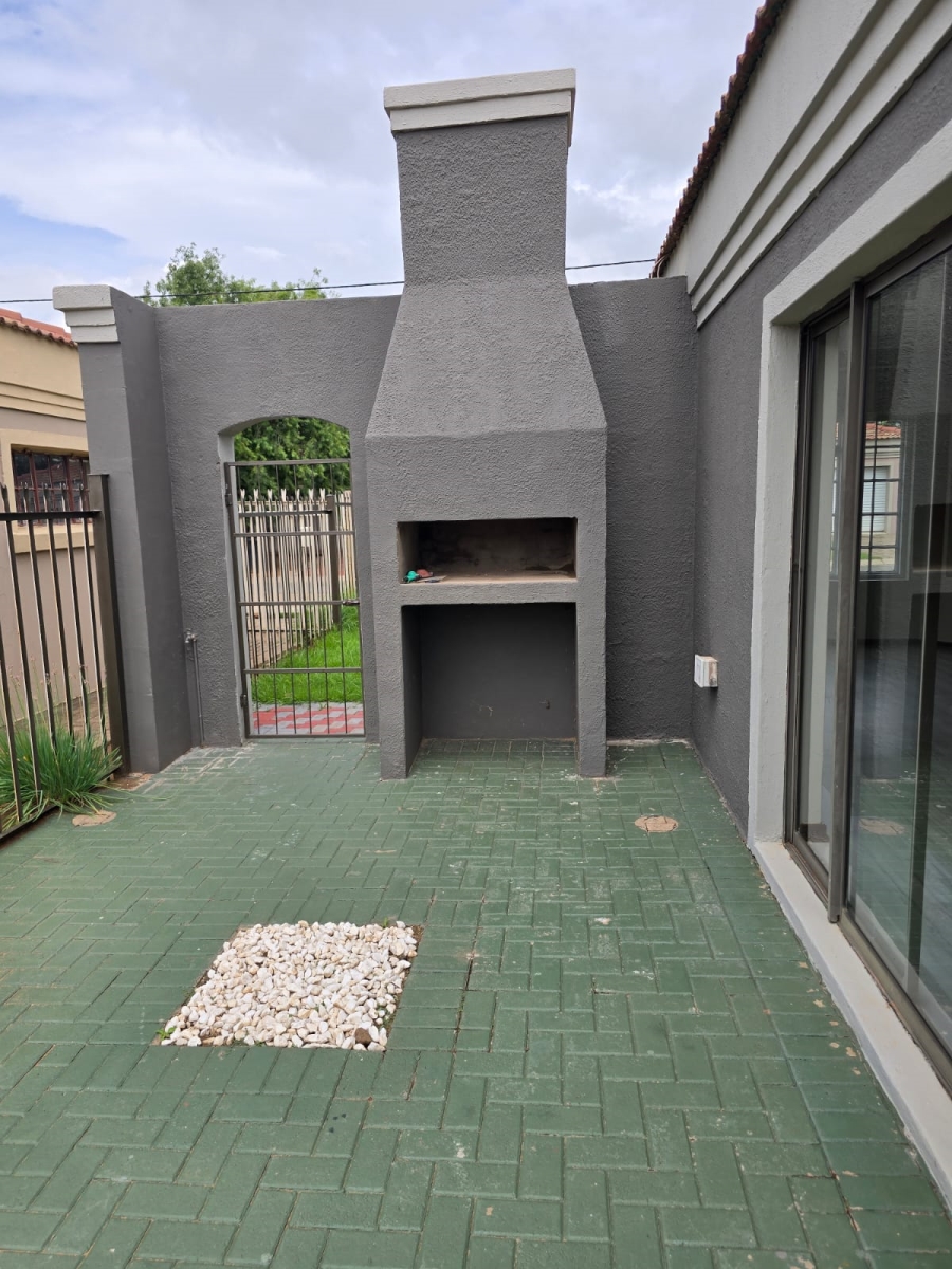 4 Bedroom Property for Sale in Mandela View Free State